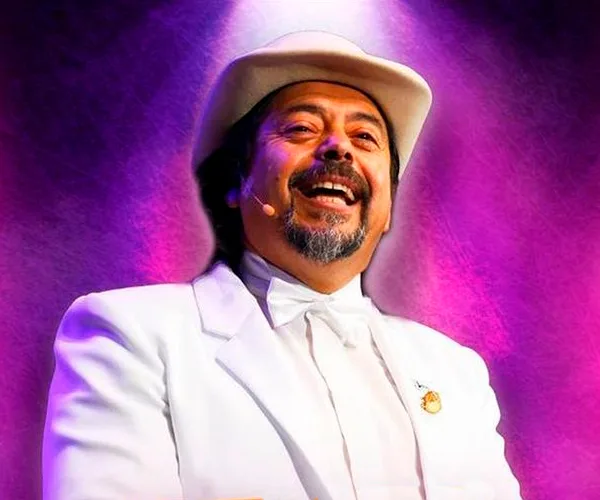 Bombo Fica — Conferencista en Bolivia
